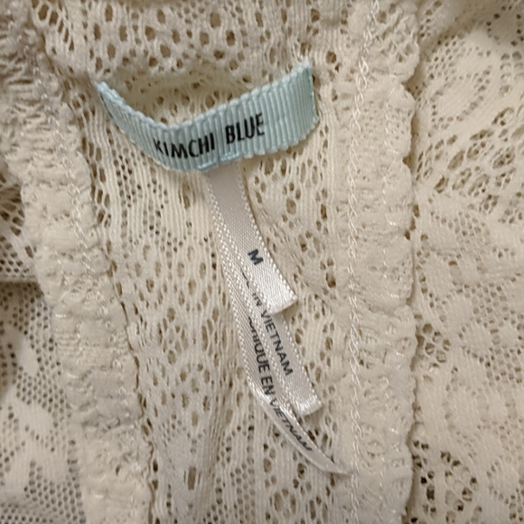 ✨50% OFF✨ Urban Outfitters lace cami - Picture 4 of 6